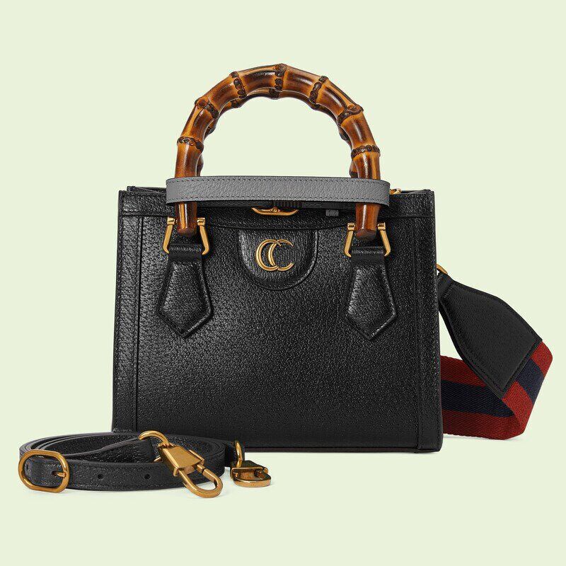 Handbag Women's Shoulder Bag Made of Genuine Leather Material, Bamboo Handle, Magnet Buckle Opening and Closing Method, Super Large Capacity Retro Style
