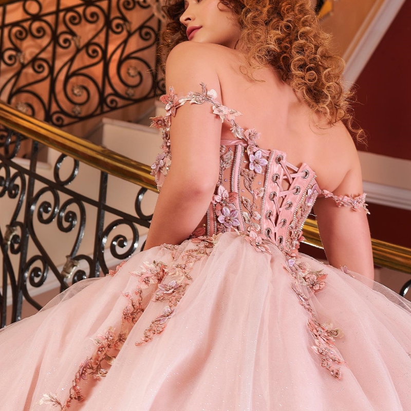 Pink Princess Ball Gown Quinceanera Dresses Appliques Lace Tull Beads Rhies Vestidos De 15 Anos