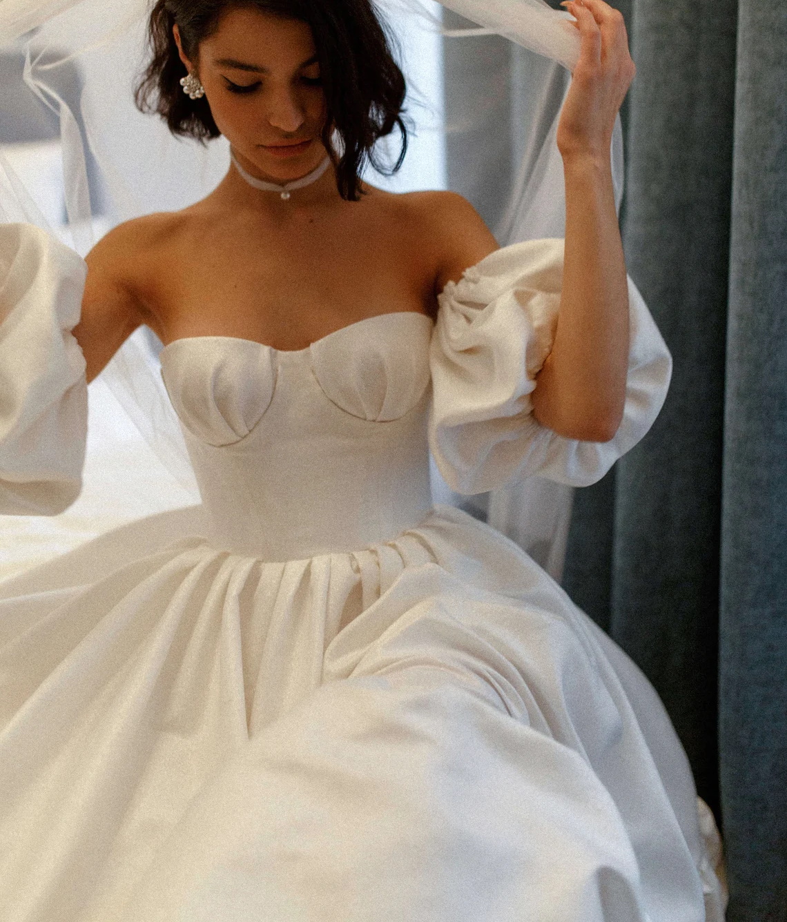 Modern Tea Length A Line Wedding Dresses Sweetheart Short Sleeve Asymmetrical Bridal Gown Pleat Puffy Skirt robe de mariage