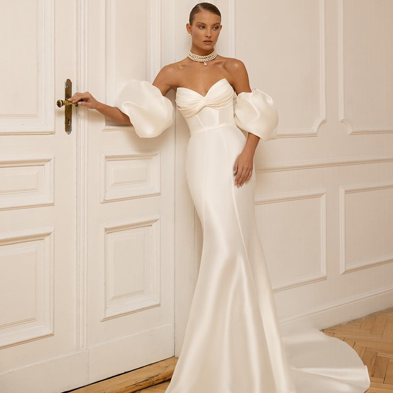 Ivory Mermaid Wedding Dresses with Cowl Backs Sweetheart Ruched Short Sleeve Church Wedding Gown Satin Detachable Train Bridal Dress
