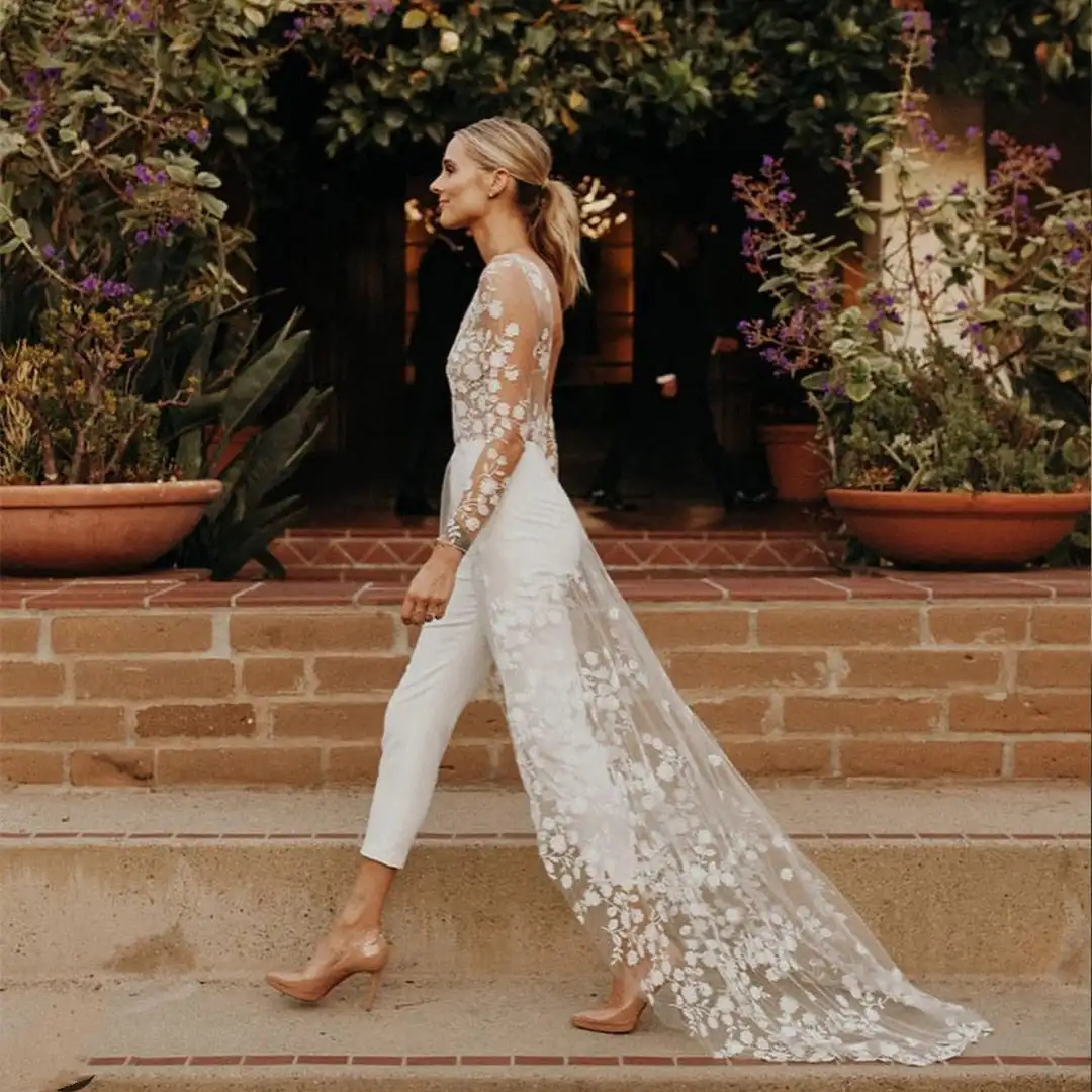 Boho Beach Lace Jumpsuits Wedding Dresses For Bride Illusion Long Sleeves Sexy Backless Country Bridal Gowns With Train