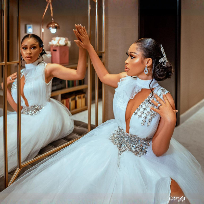 Country Wedding Dresses for Bride Halter Crystals Beaded Tulle Bridal Gowns for African Arabic Black Women Girls Tulle High Split Sexy Marriage Dress 