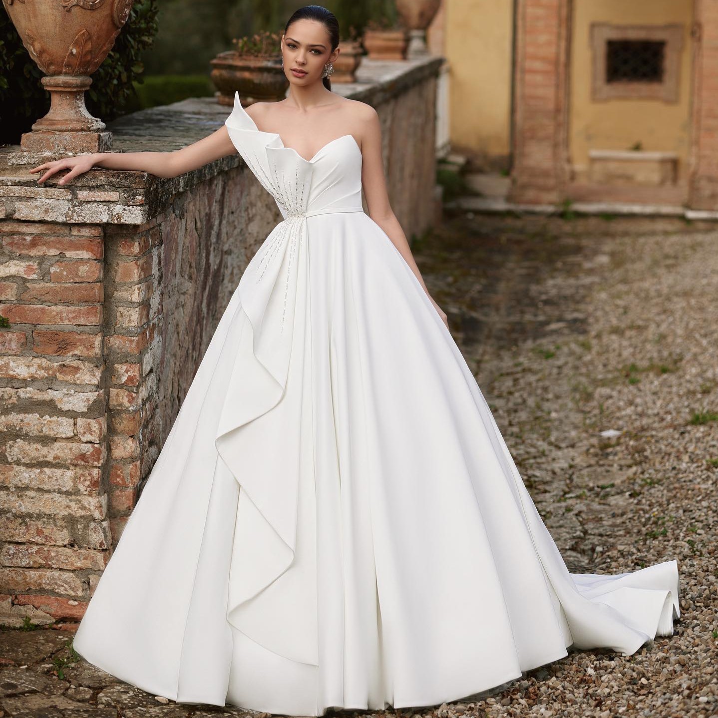 Stunning Beaded Wedding Dresses A Line Ruffled Strapless Neckline Bridal Gowns Satin Sweep Train Vestido De Novia