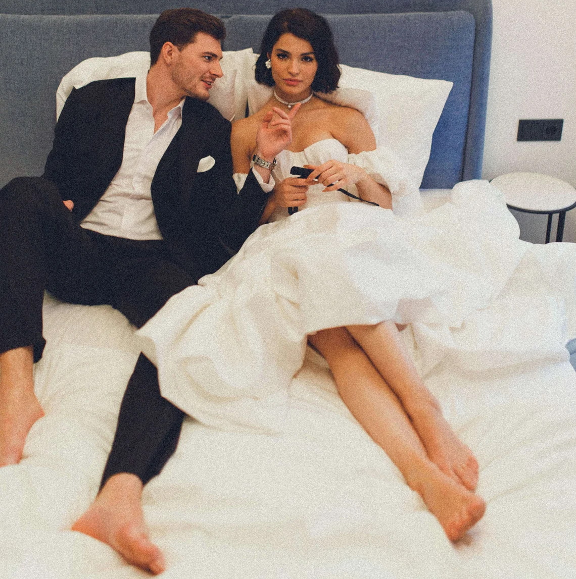 Modern Tea Length A Line Wedding Dresses Sweetheart Short Sleeve Asymmetrical Bridal Gown Pleat Puffy Skirt robe de mariage
