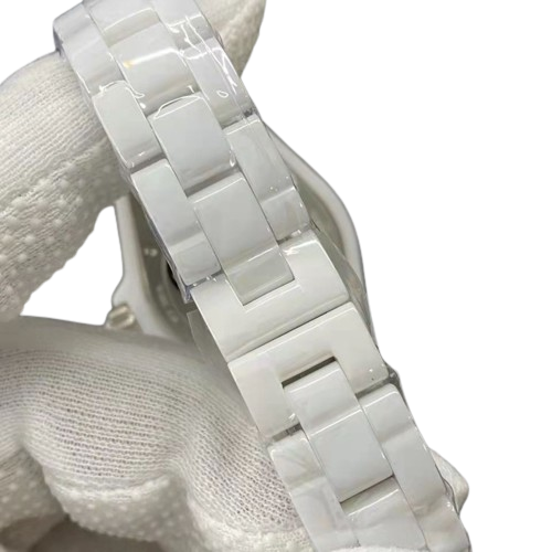 H0967 Diamond Factory Womens watch classic style Luxury fashion Lady White Black Ceramic 33mm Watches Quality Jpan Quartz Wri