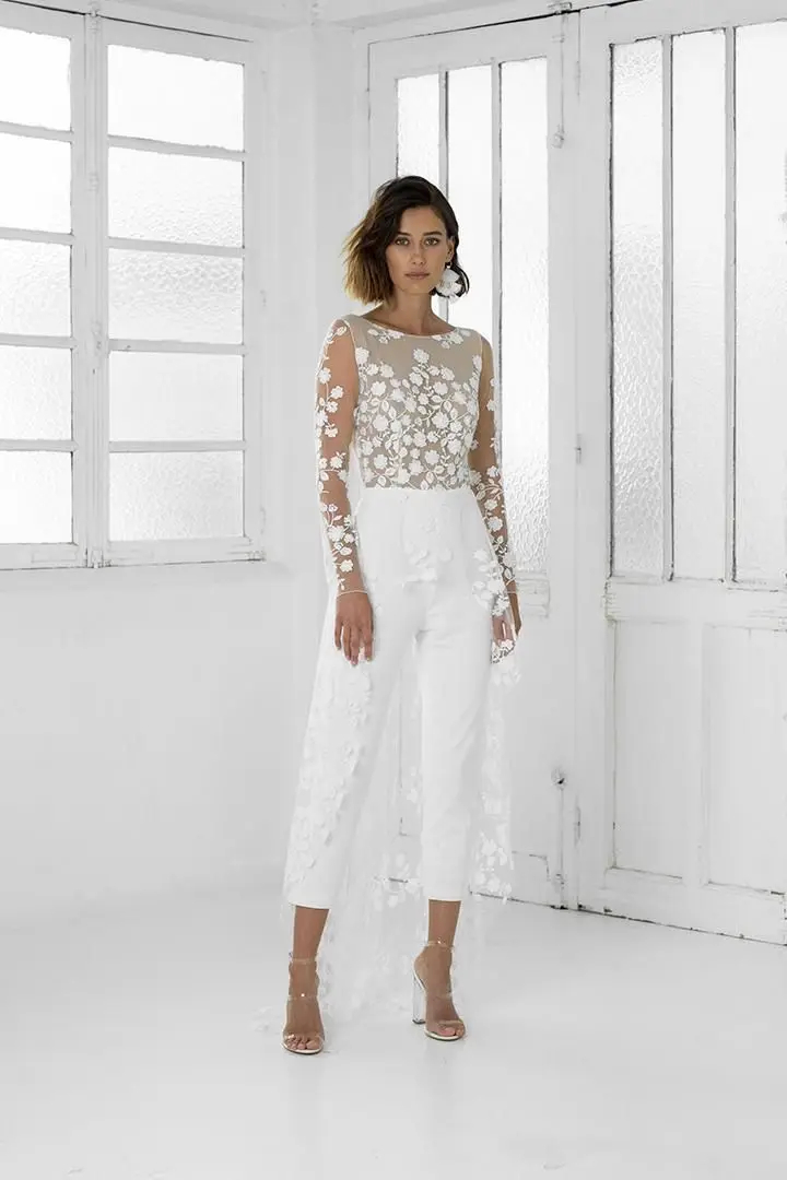 Boho Beach Lace Jumpsuits Wedding Dresses For Bride Illusion Long Sleeves Sexy Backless Country Bridal Gowns With Train