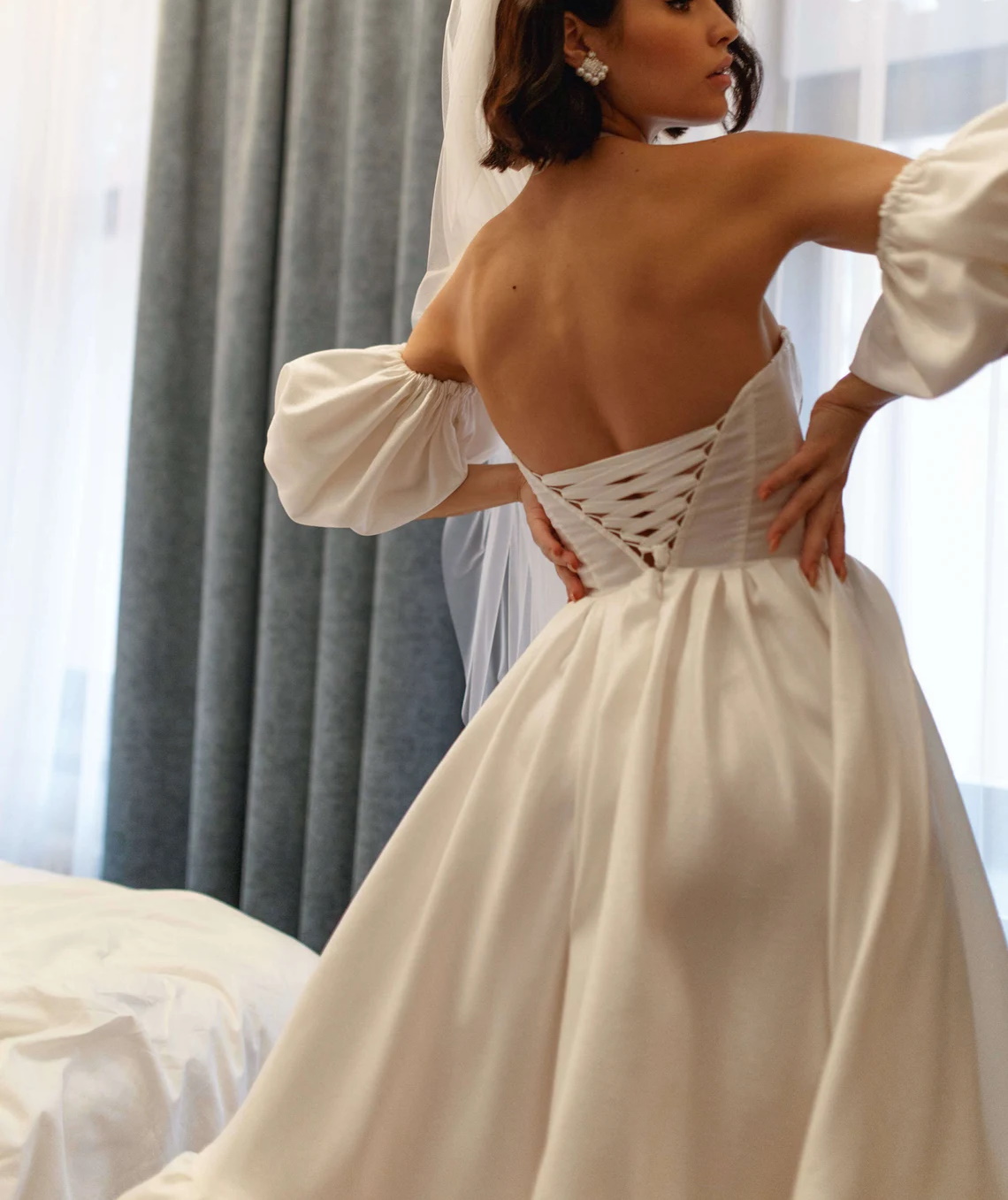 Modern Tea Length A Line Wedding Dresses Sweetheart Short Sleeve Asymmetrical Bridal Gown Pleat Puffy Skirt robe de mariage