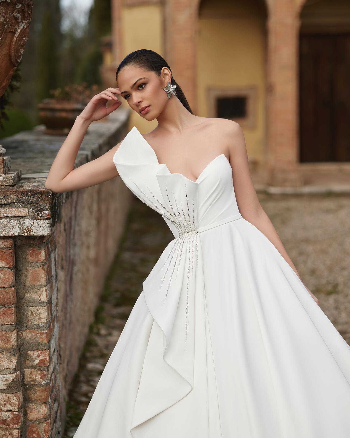 Stunning Beaded Wedding Dresses A Line Ruffled Strapless Neckline Bridal Gowns Satin Sweep Train Vestido De Novia