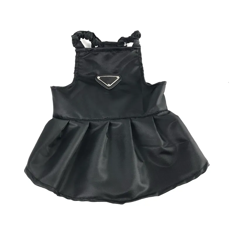 Set Dog Dress Hat Brand Designer Dog Apparel Luxury Cats Dogs Clothes Pet Skirts For French Bulldog Poodle Schnauzer Pets Clothing