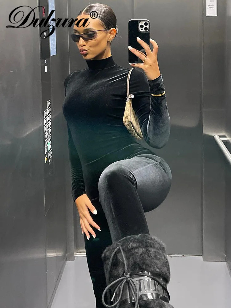 Dulzura Autumn Velvet Sexy Y2K Clothes Long Sleeve O-Neck Bodycon Skinny Zipper Jumpsuit Women Sporty Streetwear Romper Outfits 231227