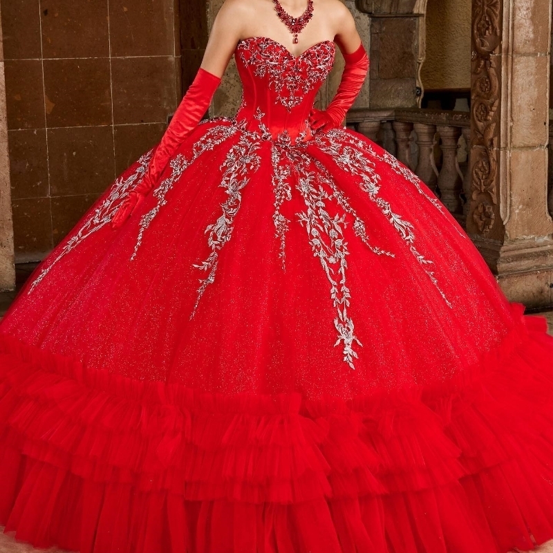 2025 Red Quinceanera Dresses Ball Gown Sweetheart Lace Applique Beaded Tull Tiered For16 Year Old Party Birthday Dress vestidos de 15 Anos
