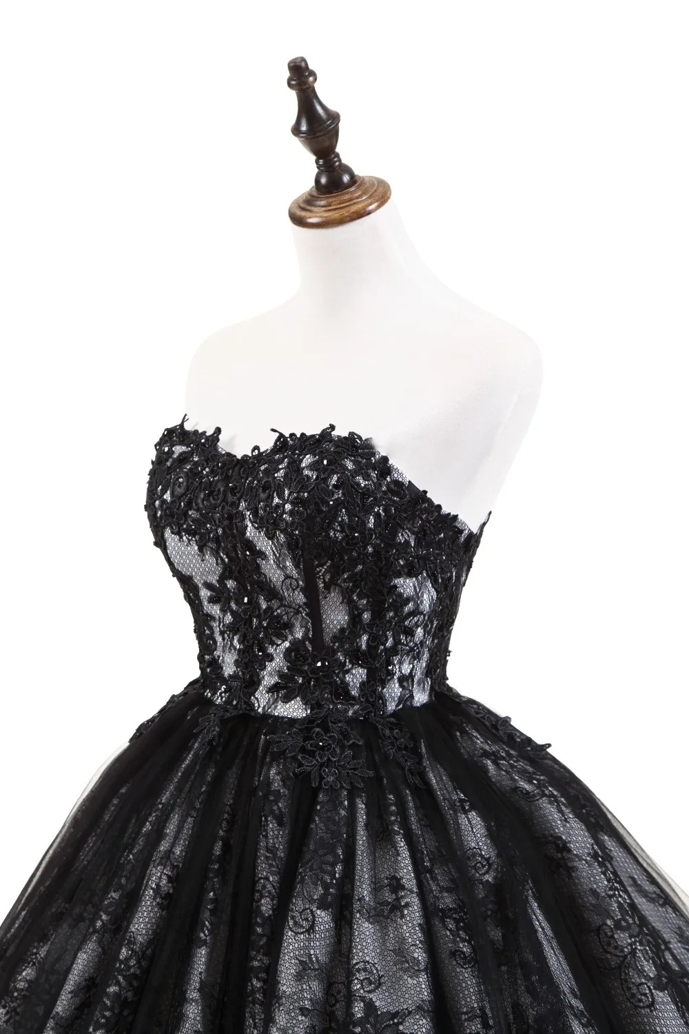 Black Lace Gothic Wedding Dress Court Train Sleeveless Sweetheart Neck Long Vintage Bridal Gowns Classic Ball Gown Vestidos De Novia