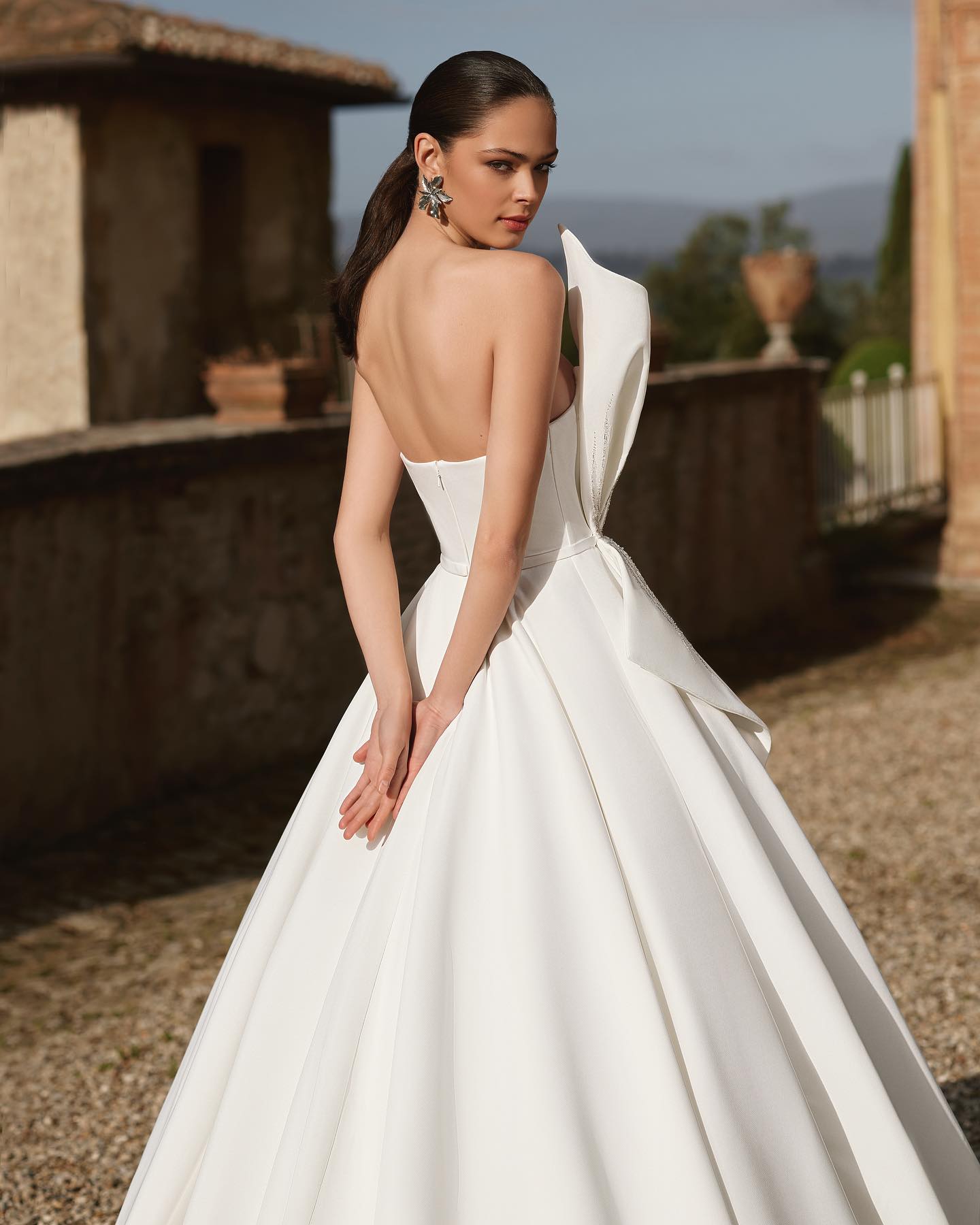Stunning Beaded Wedding Dresses A Line Ruffled Strapless Neckline Bridal Gowns Satin Sweep Train Vestido De Novia