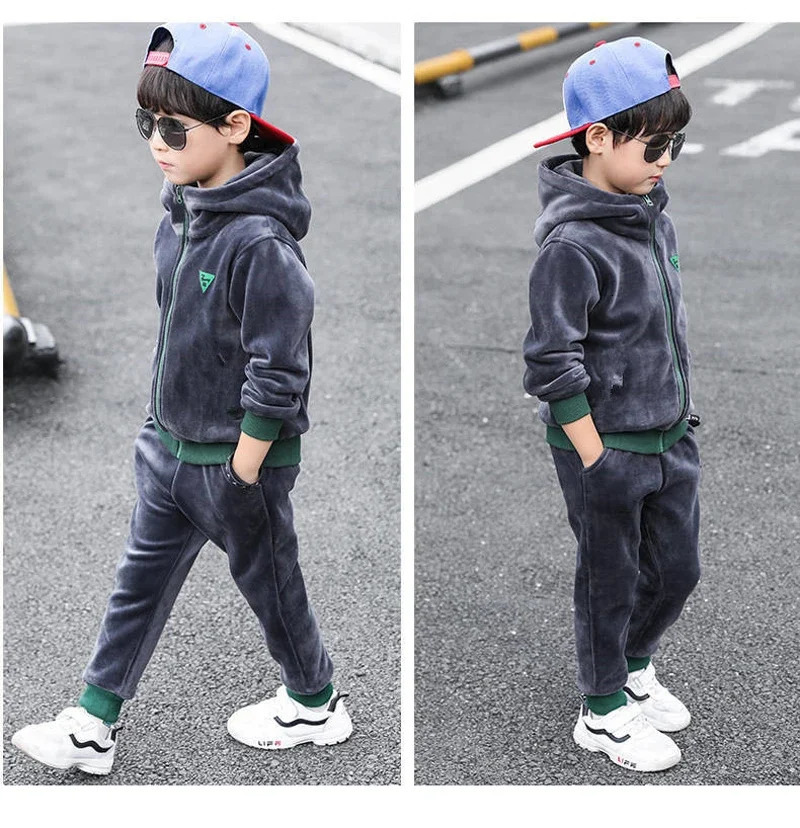 Children Clothing Set Double sided Velvet Fashion Letter Hooded 2PCS Hoodies Coat Pants Kids Boys Tracksuit for Autumn Winter 231228