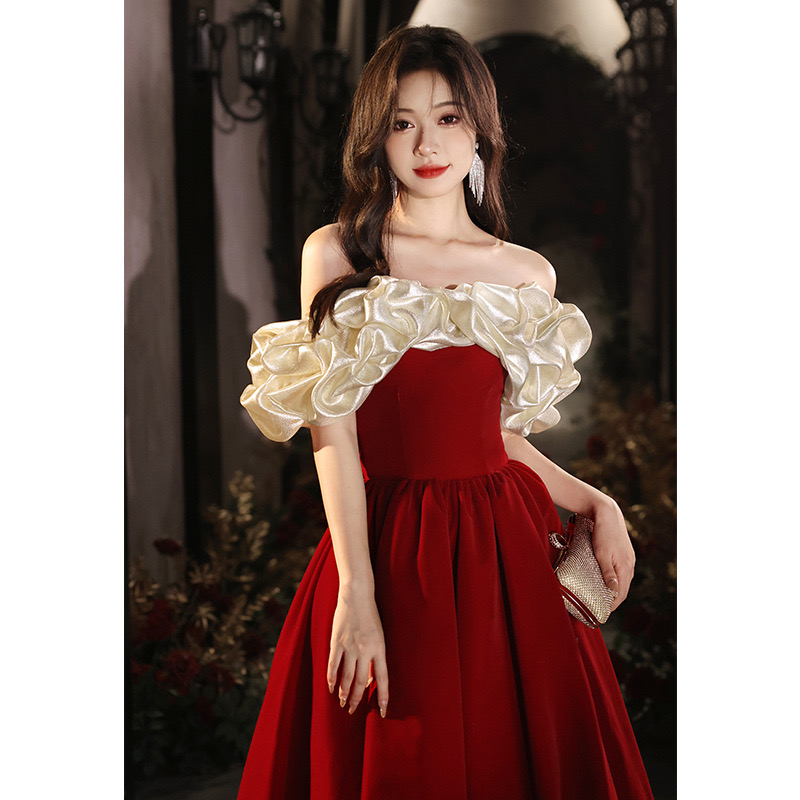 urious red Mother of the Bride Dress sexy 2024 Elegant Jewel or Length off shoulder princess Groom Party Gowns Long Pleats Appliques Champagne Robe De