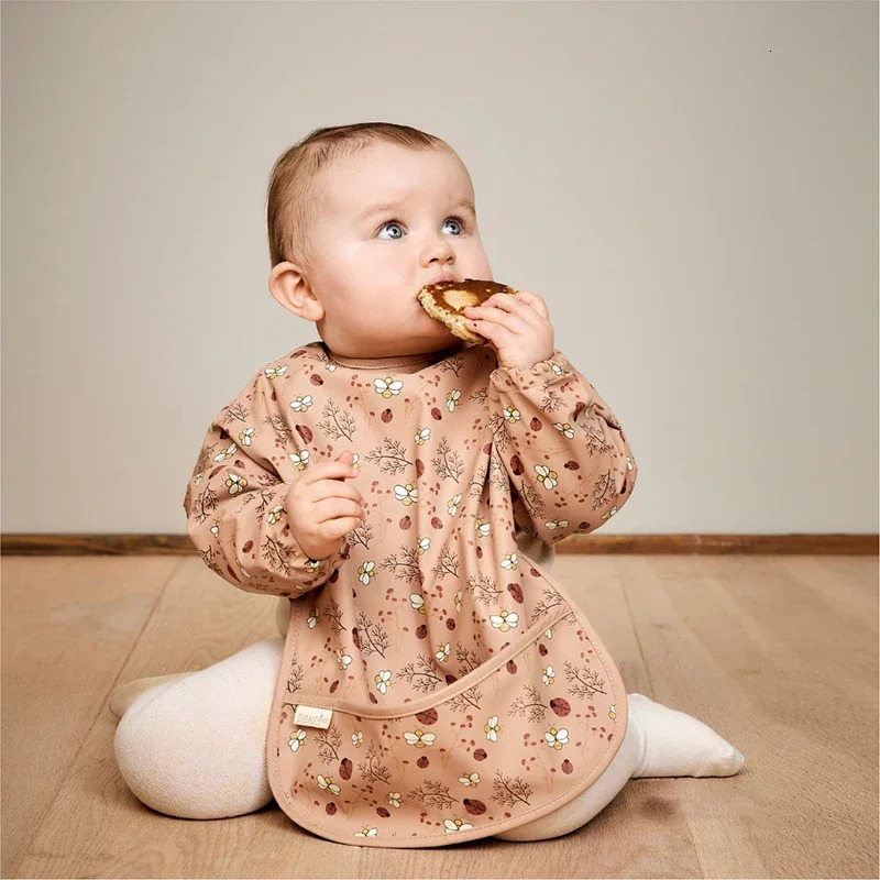 Baby Bibs Waterproof Kids Eating Clothes Infant Toddler Long Sleeve Bib Apron With Pocket Boys Girls Feeding Smock Baby Stuff 231229