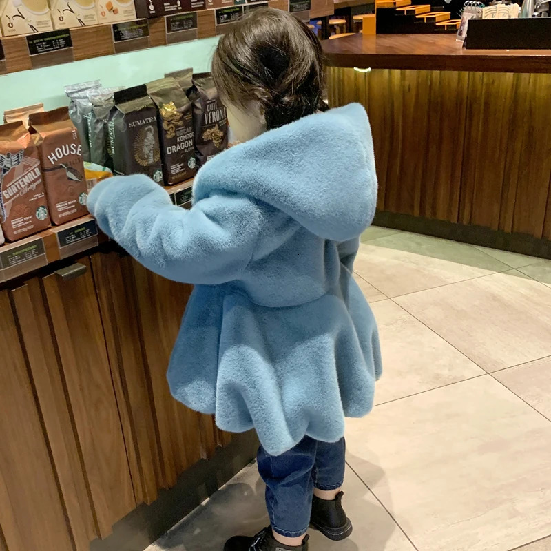 Fashion Baby Winter Warm Fur Coats For Girls Long Sleeve Hooded Jacket Christmas Party Kids Outwear Clothing TZ52 231228