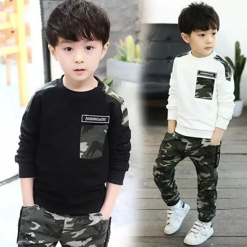 Kids Sport Clothing Sets Boys Tracksuit Autumn Camouflage Children Tops Pants 2Pcs Kit Outfit Teenager 231228