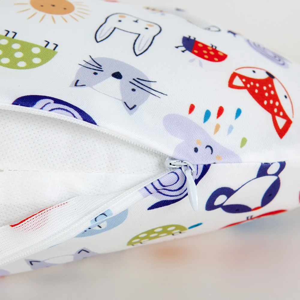 Baby Pillow With Removable Pillowcases Kids Neck Pillow Baby Support Cushion U-Shaped Soft Cartoon born Baby Lying Pad 231229