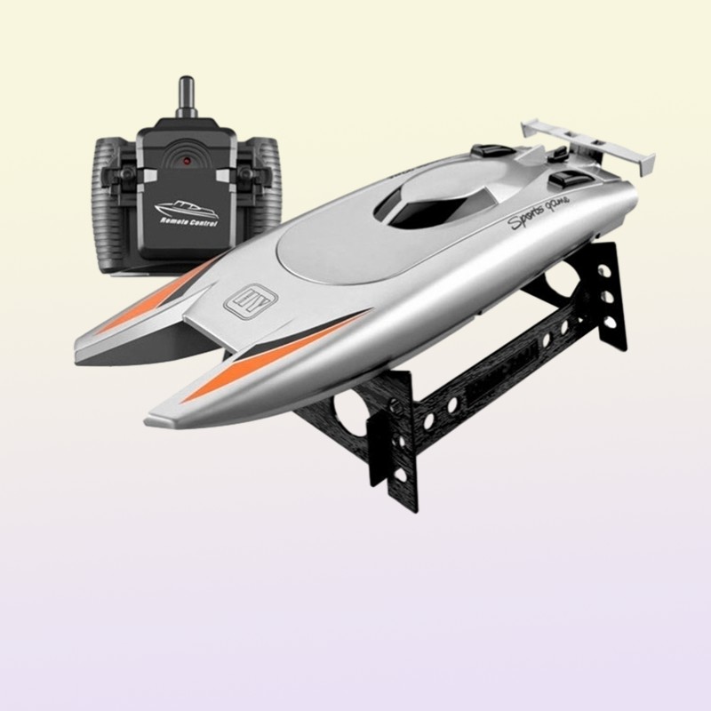 Electric RC Boats 2 4Ghz RC Racing Boat High Speed Yacht 30 KM H Remote Control Speedboat Rowing Ship Model USB Charging Water Gam