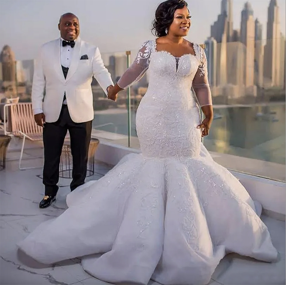 2024 Plus Size Mermaid Dresses Long Sleeves Sweetheart Neckline Sequins Applique Lace Sweep Train Organza Satin Wedding Bridal Gown 0431