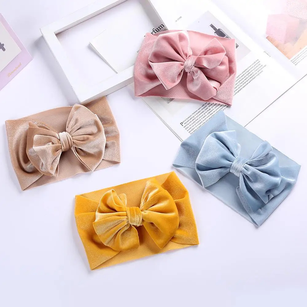 20Pcs/Lot Solid Velvet Baby Headband Autumn Winter Turban Headwraps Hair Bands for Baby Girls Handmade Hair Accessories 231228