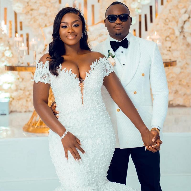 Plus Size African Arabic Aso Ebi Illusion Trumpet specialfor Bride Off Shoulder Lace Tiered Tulle Bridal Gowns Mermaid Elegant Beaded Marrage Dress CD