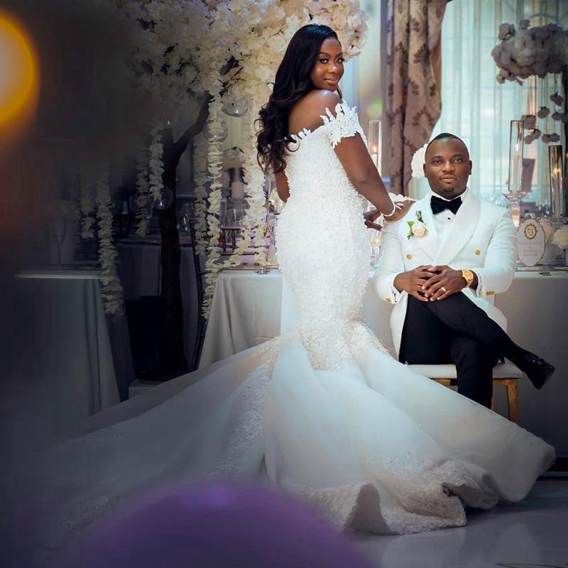 Plus Size African Arabic Aso Ebi Illusion Trumpet specialfor Bride Off Shoulder Lace Tiered Tulle Bridal Gowns Mermaid Elegant Beaded Marrage Dress CD