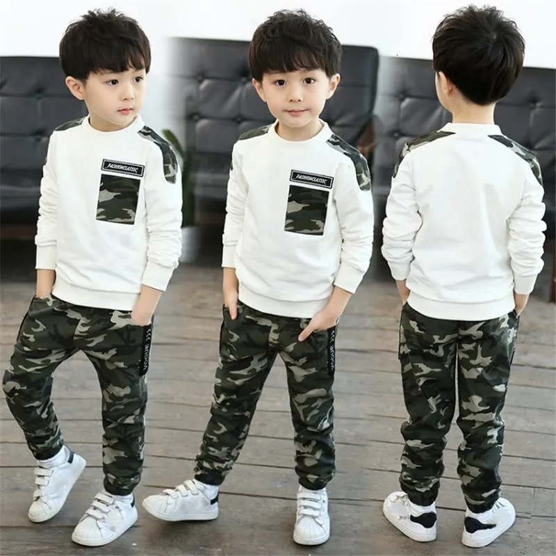 Kids Sport Clothing Sets Boys Tracksuit Autumn Camouflage Children Tops Pants 2Pcs Kit Outfit Teenager 231228