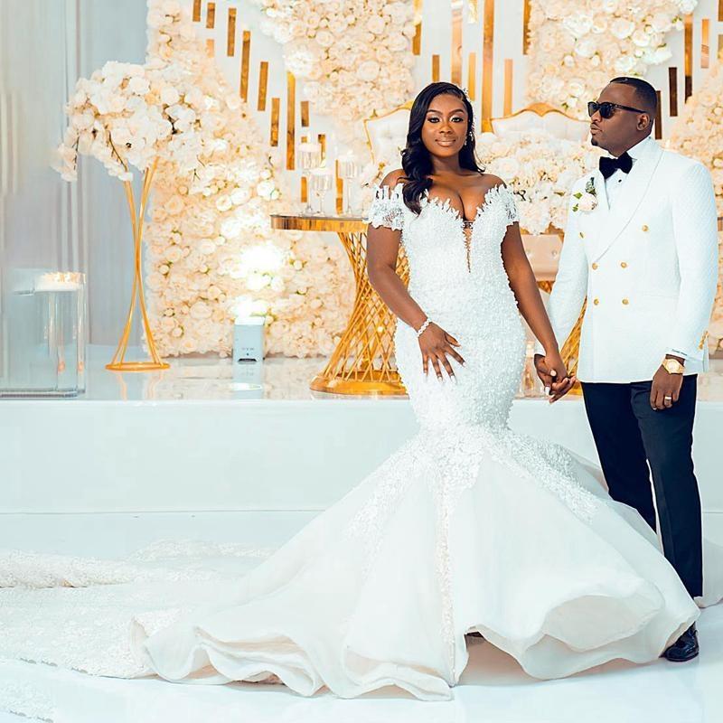Plus Size African Arabic Aso Ebi Illusion Trumpet specialfor Bride Off Shoulder Lace Tiered Tulle Bridal Gowns Mermaid Elegant Beaded Marrage Dress CD