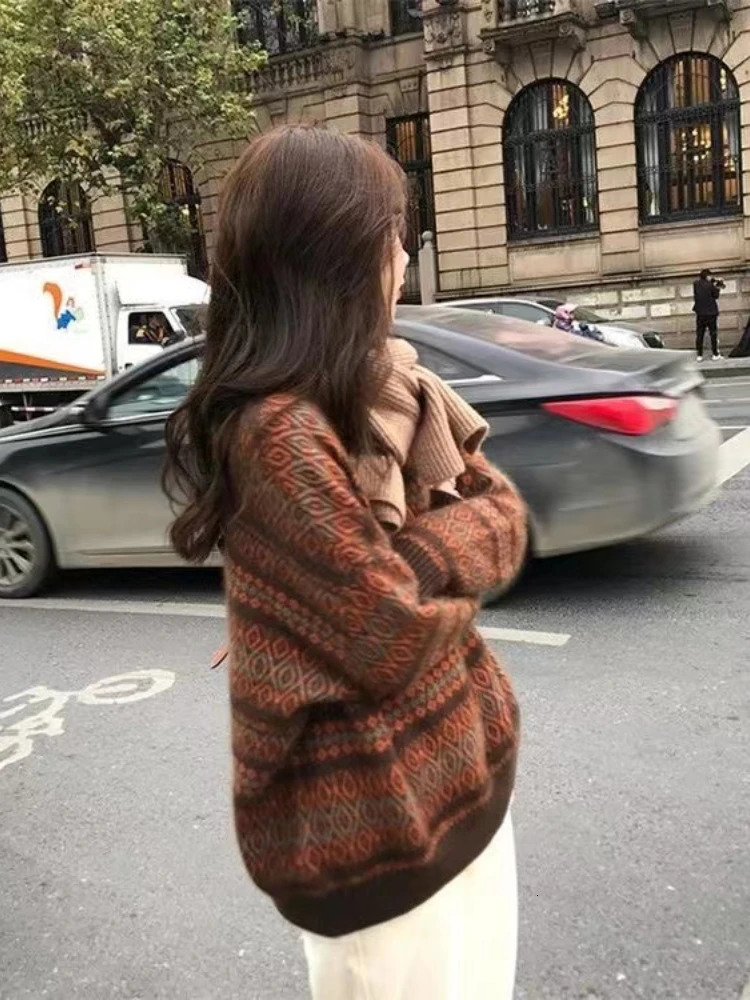 Women's Clothing Korea Stylish Sweaters 2023 Autumn Winter Screw Thread Jacquard Weave Knitted Cardigan LOOSE Thickening Coats 231228