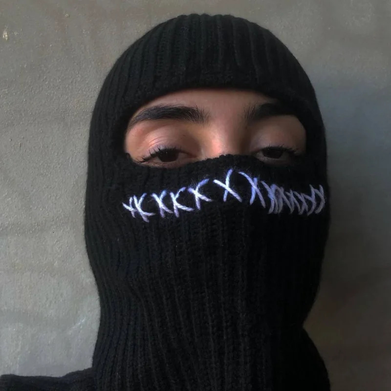 Terrifying Ghost Knitted Winter Balaclava Bucket Hat Full-Head Halloween Cosplay Black and White Stitching Balaclava 231229