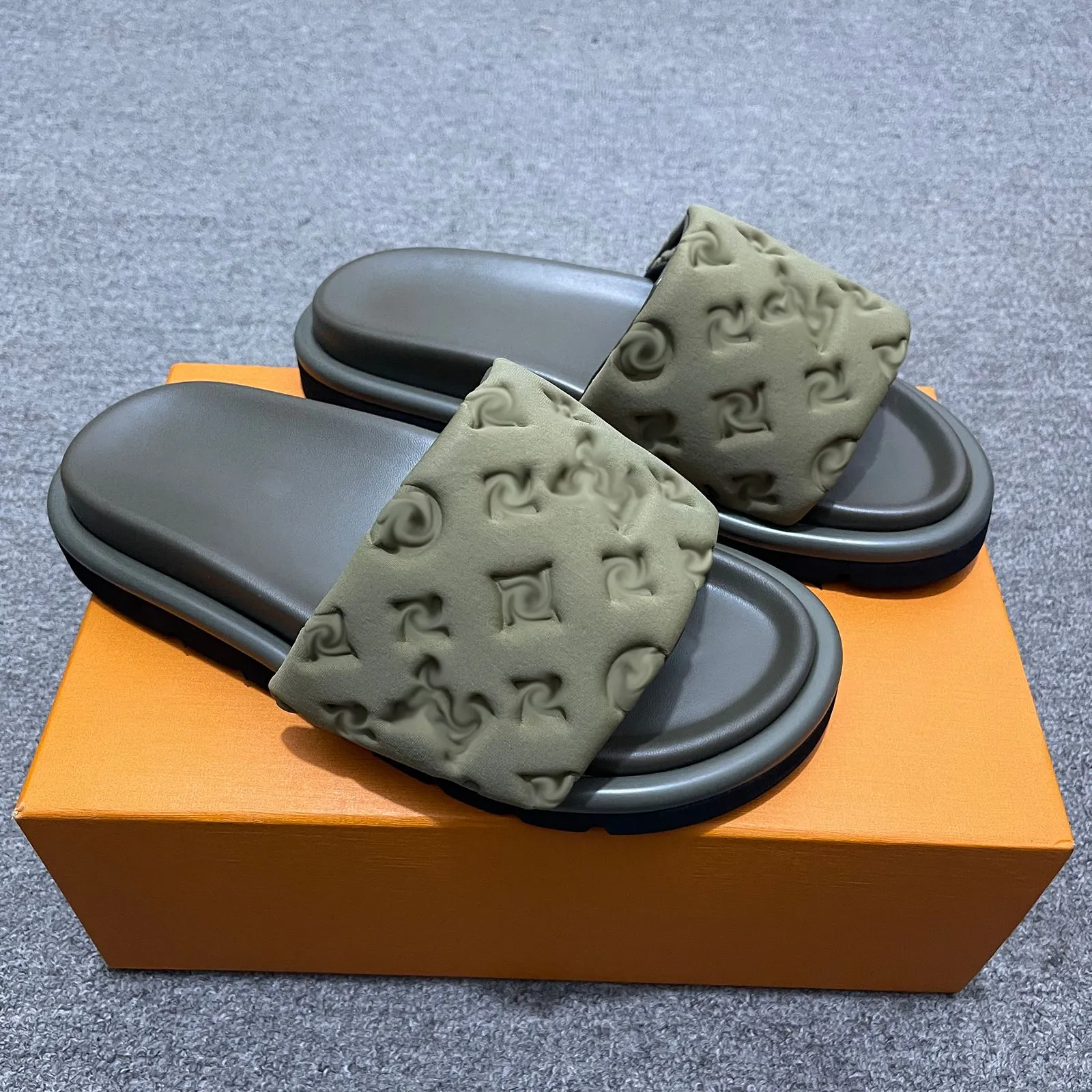 designer slippers slides designer women Vintage Sandal Sunny Beach Slide Top Quality Platform Summer Men Slipper Women Flat Shoe Mule Couples Pillow Gift with da
