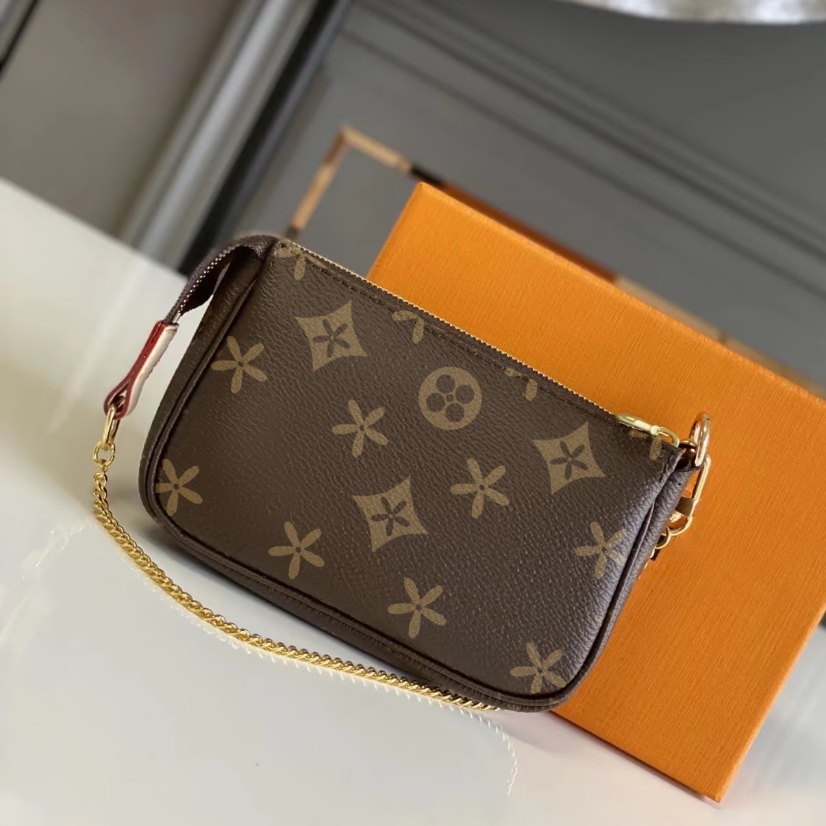 Tote M58009 M40712 Organizer cosmetic luxurys Designer Women Wallets Evening Shoulder bag mens Cross Body travel Wallet weekend Clutch Bags duffle leather handbag, 2-pool series cream
Tote M58009 M40712 Organizer cosmetic luxurys Designer Women Wallets Evening Shoulder bag mens Cross Body travel Wallet weekend Clutch Bags duffle leather handbag, 2-pool series cream