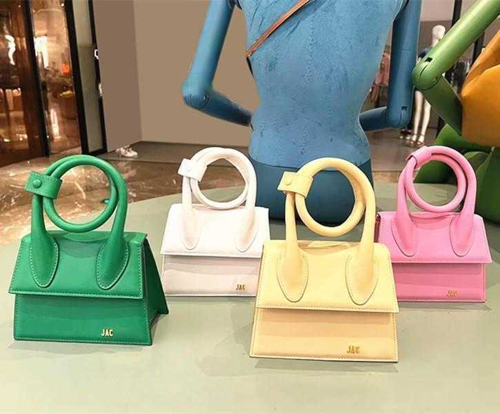 Lady LE BAMBINOS Shoulder Mini satchel Bags Womens mens clutch top handle Genuine Leather envelope tote Designer jacquemus jacquem jacquemes jacqueumus handbags
Lady LE BAMBINOS Shoulder Mini satchel Bags Womens mens clutch top handle Genuine Leather envelope tote Designer jacquemus jacquem jacquemes jacqueumus handbags