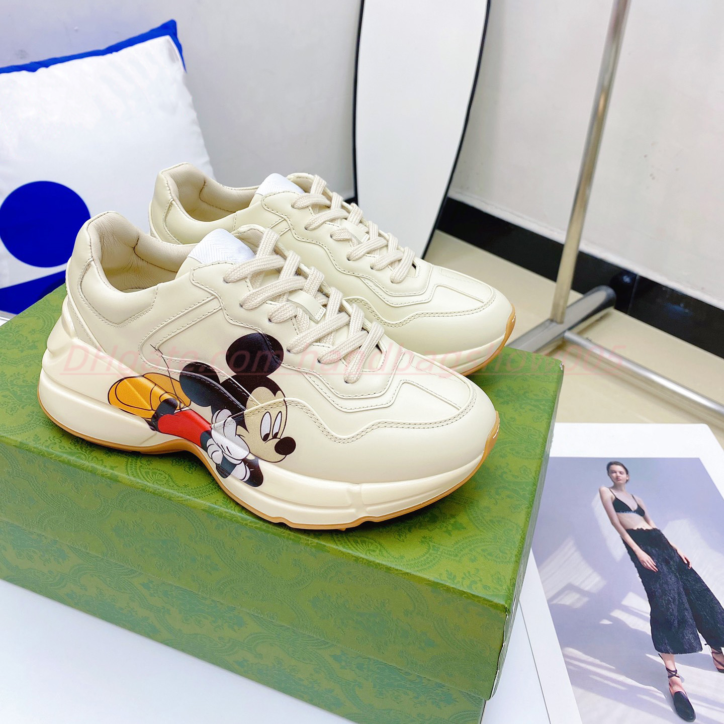 Designer Sneakers Rhyton Casual Shoes Men Women Platform old daddy shoe Dress Shoes Luxury Vintage Chunky Sneaker beige canvas Leather interlock printed trainers, Color#12
Designer Sneakers Rhyton Casual Shoes Men Women Platform old daddy shoe Dress Shoes Luxury Vintage Chunky Sneaker beige canvas Leather interlock printed trainers, Color#12