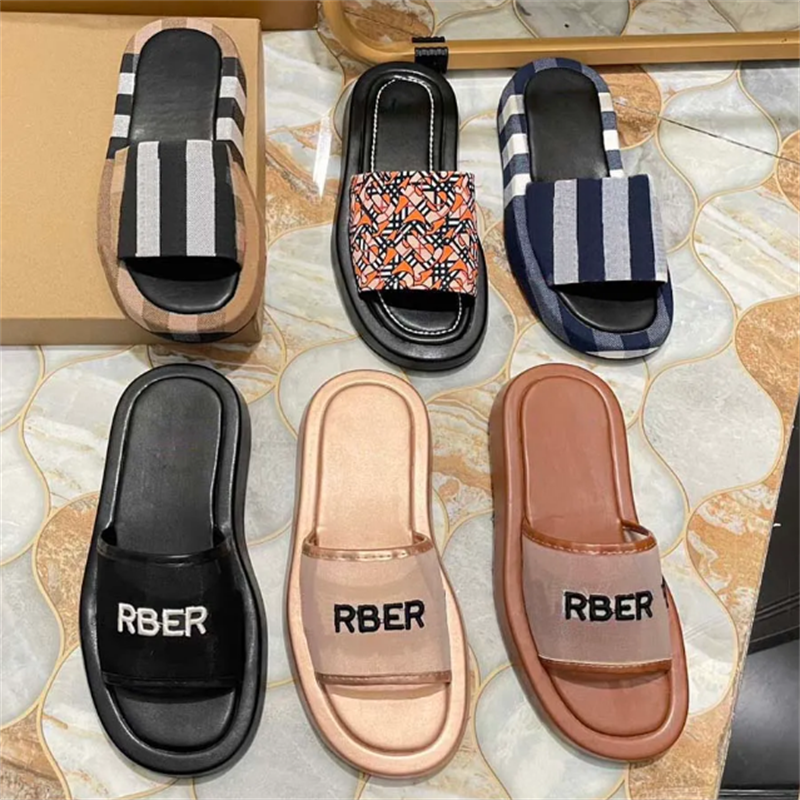Designer Slippers Sandals Women Fashion Letter Slides Luxury Summer Ladies Hotselling Flip Flat Rubber Gear Bottoms Sandal Beach Home Shoes
Designer Slippers Sandals Women Fashion Letter Slides Luxury Summer Ladies Hotselling Flip Flat Rubber Gear Bottoms Sandal Beach Home Shoes