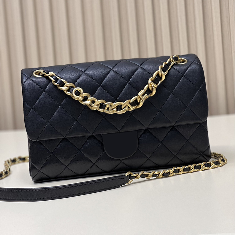 Designer Flap Bag Lambskin Crossbody Bag 10A Luxury Chain Bags With Box C123, Black
Designer Flap Bag Lambskin Crossbody Bag 10A Luxury Chain Bags With Box C123, Black