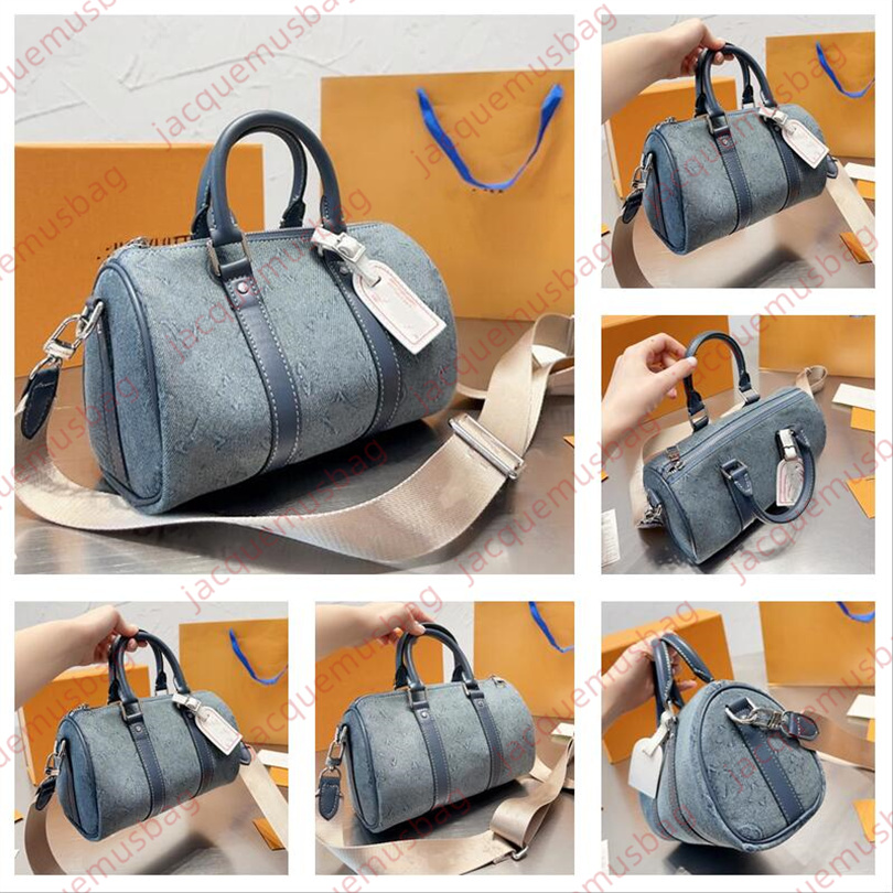 Designer Pillow bag Keepall Bandouliere 25 handbag tote men Shoulder crossbody bags women 4A quality Monograms Washed Demin messenger wallet dhgate Sacoche M22762, 1#
Designer Pillow bag Keepall Bandouliere 25 handbag tote men Shoulder crossbody bags women 4A quality Monograms Washed Demin messenger wallet dhgate Sacoche M22762, 1#