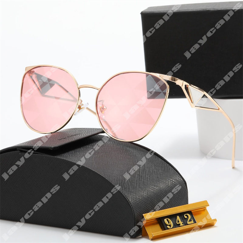 Mix Color Designer Sunglasses Fashion Ornamental Adumbral Woman Sun Glasses Polarized Sunglasses Classic Eyewear Mens Drive Eyeglasses
Mix Color Designer Sunglasses Fashion Ornamental Adumbral Woman Sun Glasses Polarized Sunglasses Classic Eyewear Mens Drive Eyeglasses