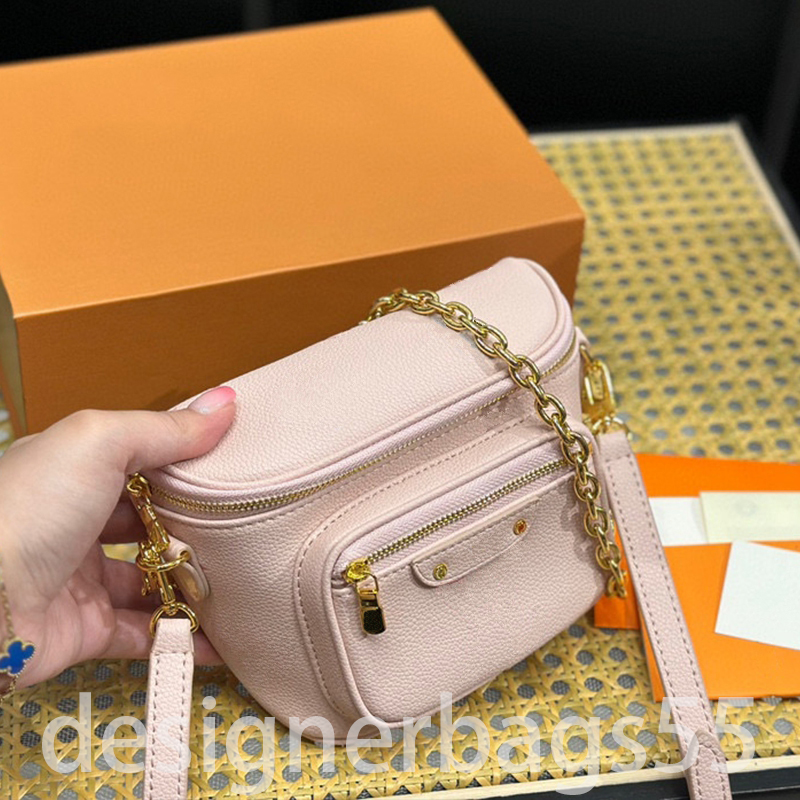 Womens Pink Crossbody Bags Designer Waist Bag Mini Bumbag Fashion Summer New Embossing Gradient Letters Chest Bag Cross Body M82208
Womens Pink Crossbody Bags Designer Waist Bag Mini Bumbag Fashion Summer New Embossing Gradient Letters Chest Bag Cross Body M82208
