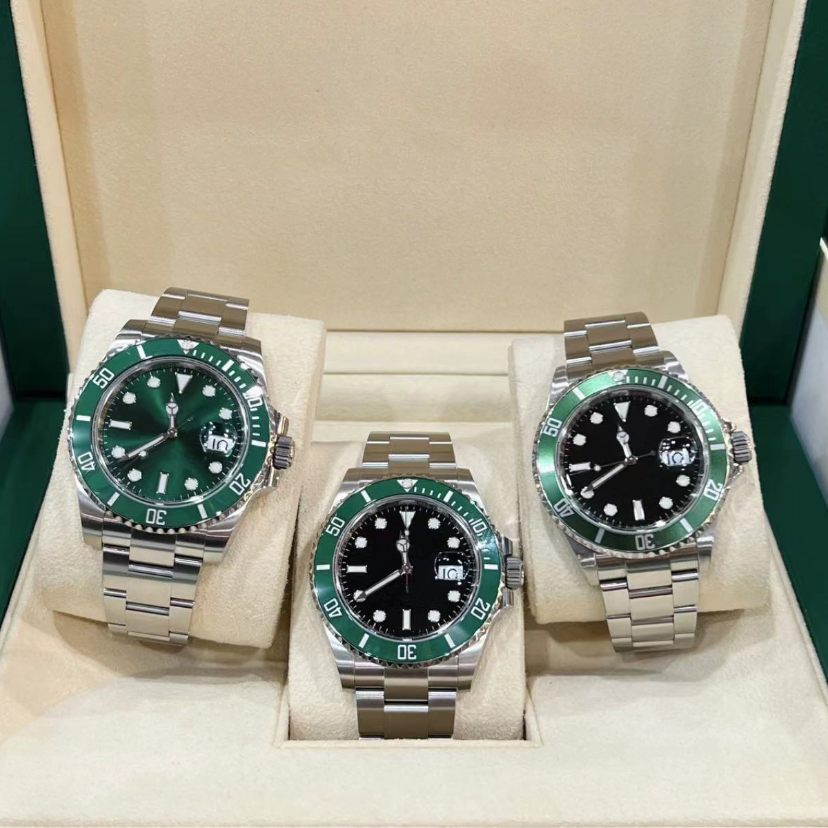 New Mens Watch Luxury Designer Watches 40MM Dial Automatic Mechanical Classic Stainless Steel Waterproof Luminous Sapphire Watchs No Box
New Mens Watch Luxury Designer Watches 40MM Dial Automatic Mechanical Classic Stainless Steel Waterproof Luminous Sapphire Watchs No Box