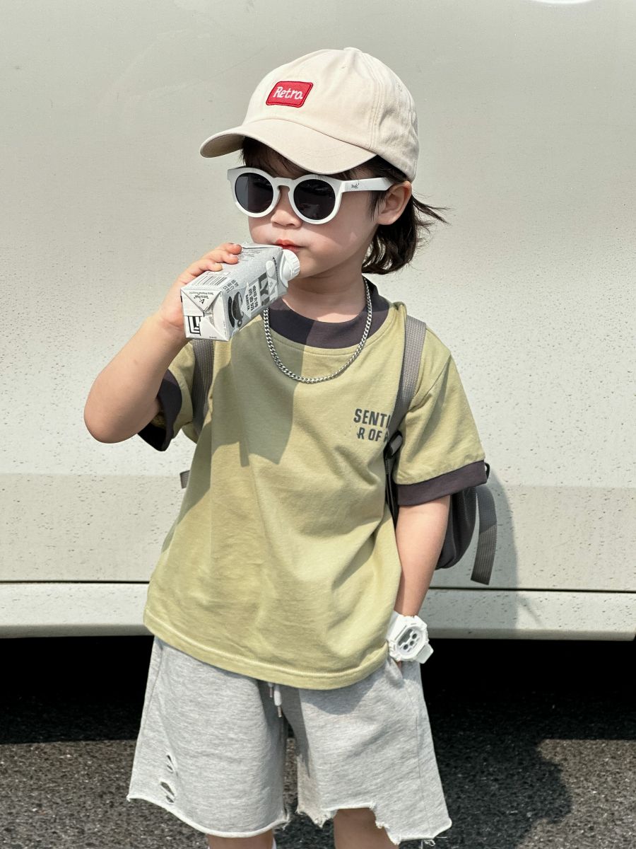 Boys' T-shirt Summer New Youth and Children's Clothing American Style Fashion Brand Casual Style Solid Color Letter Printing Design Round Neck Short Sleeve Baby T-shirt, Reseda
Boys' T-shirt Summer New Youth and Children's Clothing American Style Fashion Brand Casual Style Solid Color Letter Printing Design Round Neck Short Sleeve Baby T-shirt, Reseda