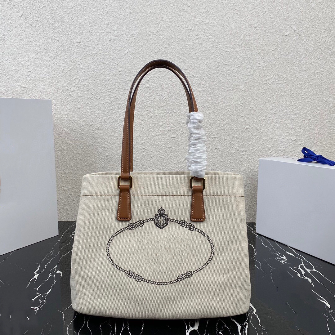 2023 new women's canvas bag high-end quality shoulder bag simple and generous design sense of large capacity inside zipper grid layer hand carry can also be crossbody, White
2023 new women's canvas bag high-end quality shoulder bag simple and generous design sense of large capacity inside zipper grid layer hand carry can also be crossbody, White