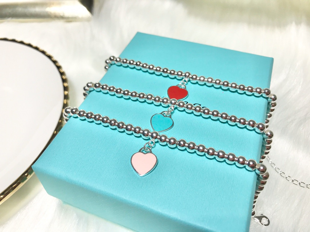 Designer women's necklace Peach Heart High quality pendant Classic choker Steel jewelry Best gift lovely
Designer women's necklace Peach Heart High quality pendant Classic choker Steel jewelry Best gift lovely