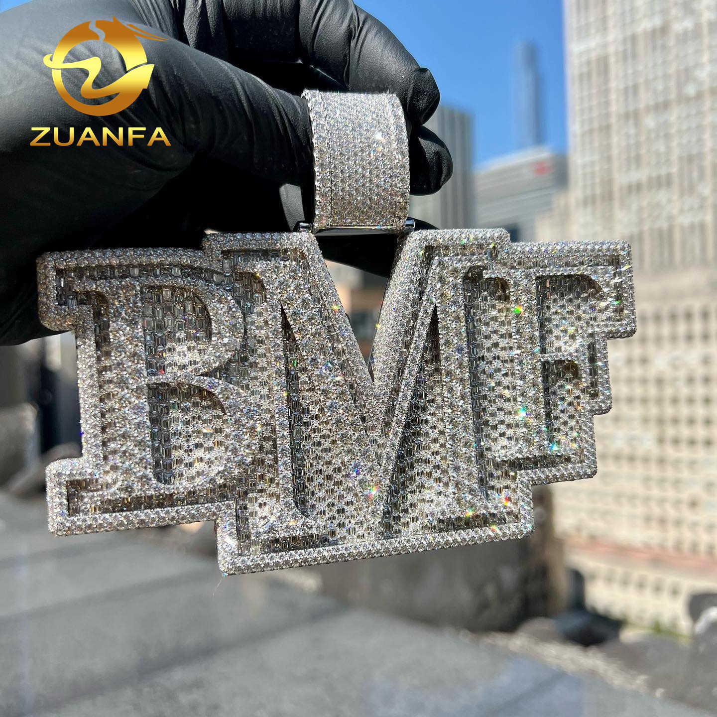 Custom Luxury 3 Width Hip Hop Iced Out Fine Jewelry Micro Pave d Color Vvs Baguette Moissanite Diamond Letter Pendant Necklace