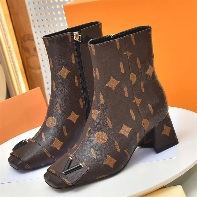 Fashion Designer Booties Thick Heels Ankle Boots 5.5CM High-heeled Classic Prints Leather Square Toe Womens Boot Winter Shoes Size 42