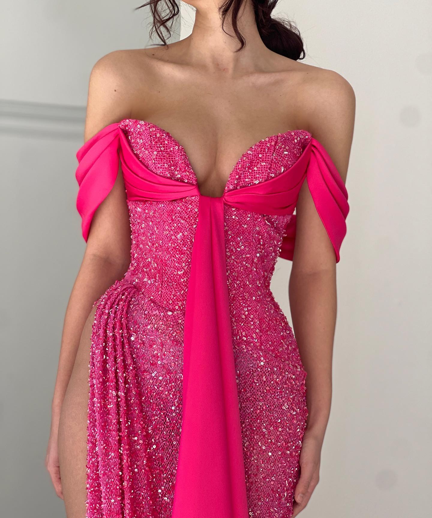 Fashion Rosy Pink Sequins Prom Dresses Off Shoulder Evening Gowns Pleats Slit Formal Red Carpet Long Special Ocn Party Dress Lz0304