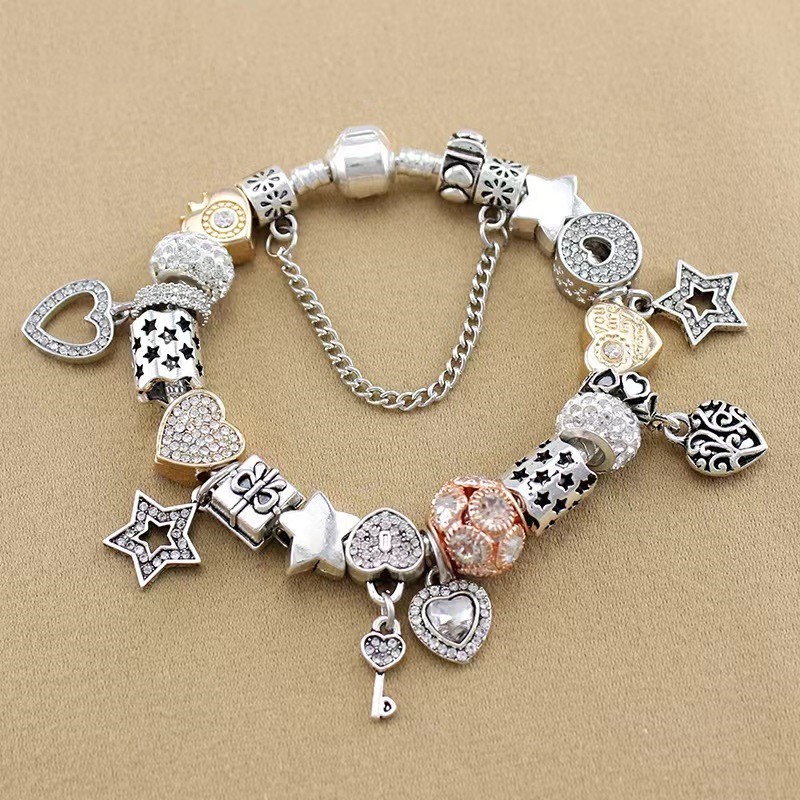 Classic Designer Jewelry 925 Silver Bracelet Charm Bead fit Pandora Plated heart-shaped and Key Slide Bracelets Beads European Style Charms Beaded Murano
Classic Designer Jewelry 925 Silver Bracelet Charm Bead fit Pandora Plated heart-shaped and Key Slide Bracelets Beads European Style Charms Beaded Murano