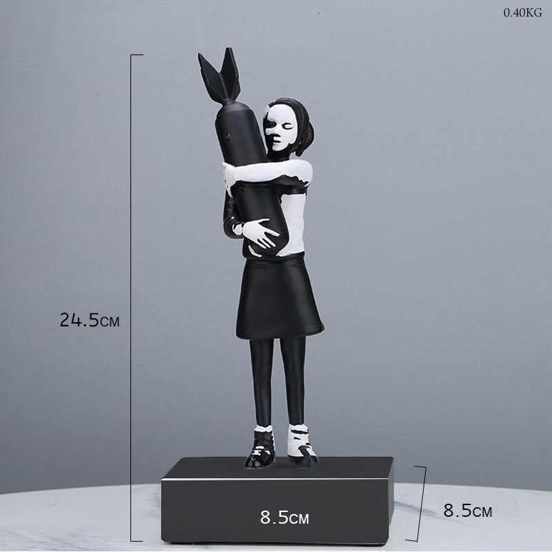 Decorative Objects Figurines Banksy Hugging Bomb Girl Decor Statue Hugged Peace Resins Sculpture Decoration LivingRoom Bedroom Bookcase Mesa Decoratio